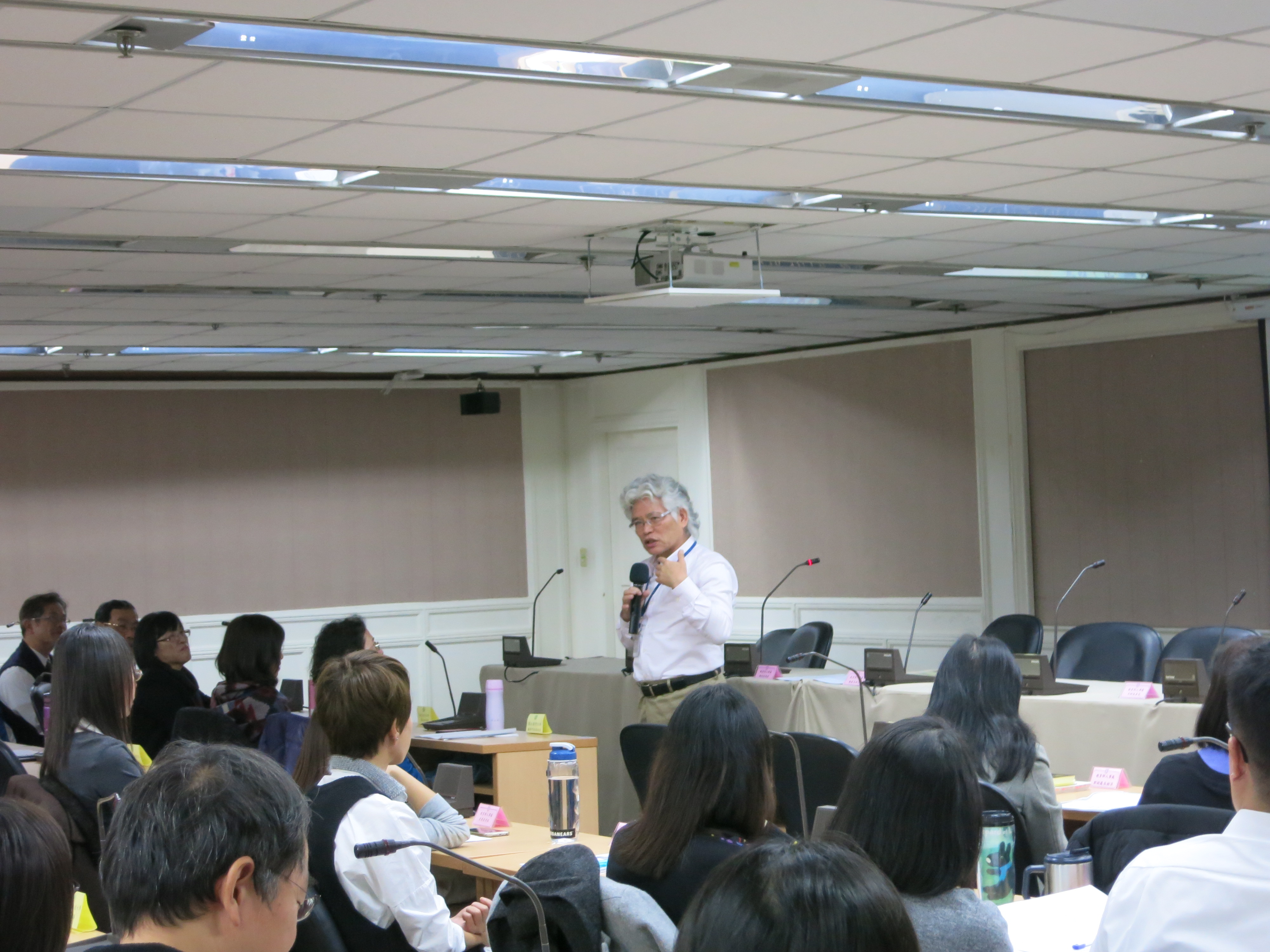 106年12月18日106年教育部人事處擴大處務會議及年終工作檢討會議